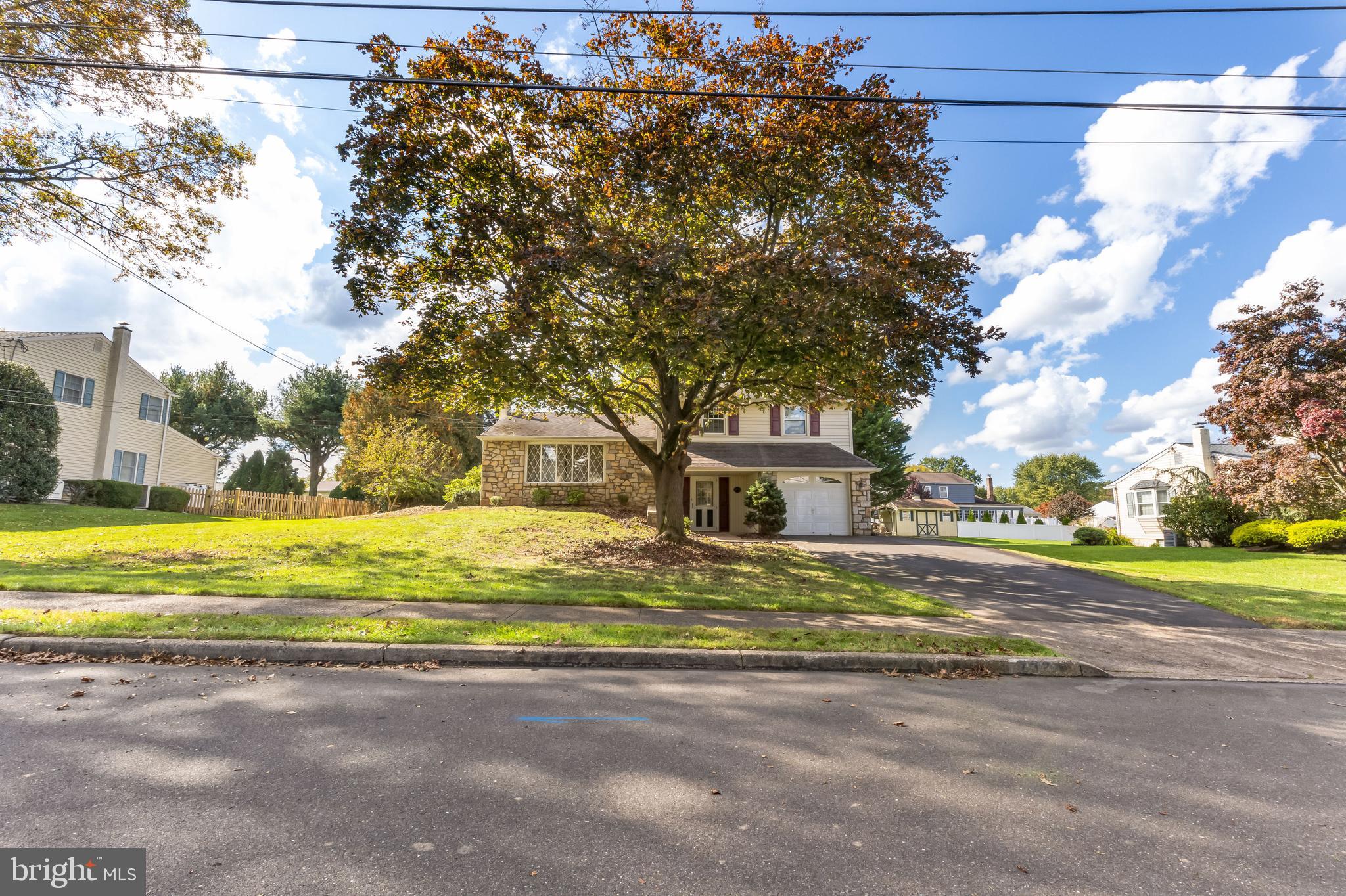 732 Dick Avenue Warminster, PA 18974 - Photo 3 of 30