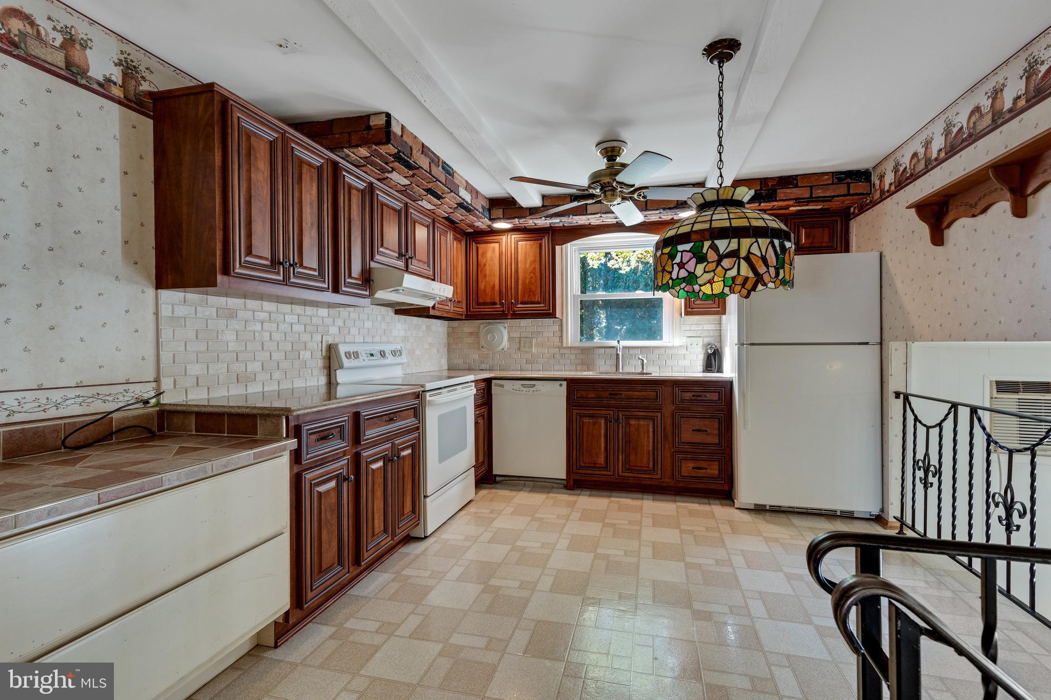 732 Dick Avenue Warminster, PA 18974 - Photo 9 of 30