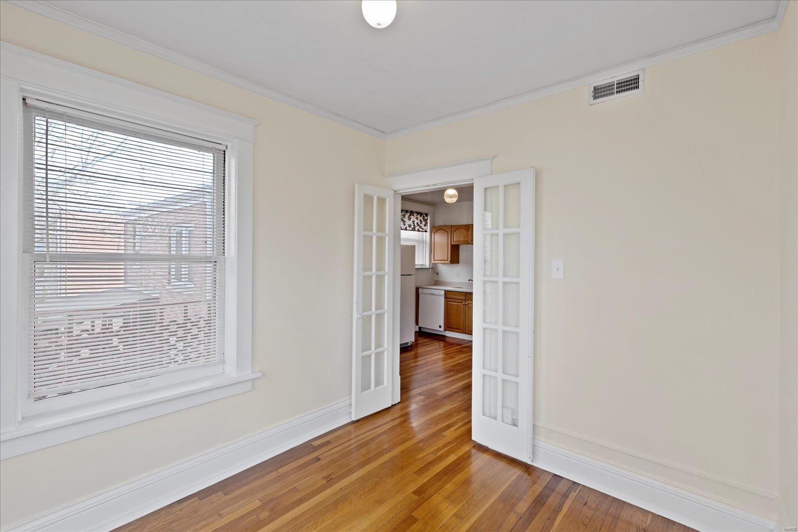 1027 Commodore Drive St. Louis, MO 63117 - Photo 18 of 34