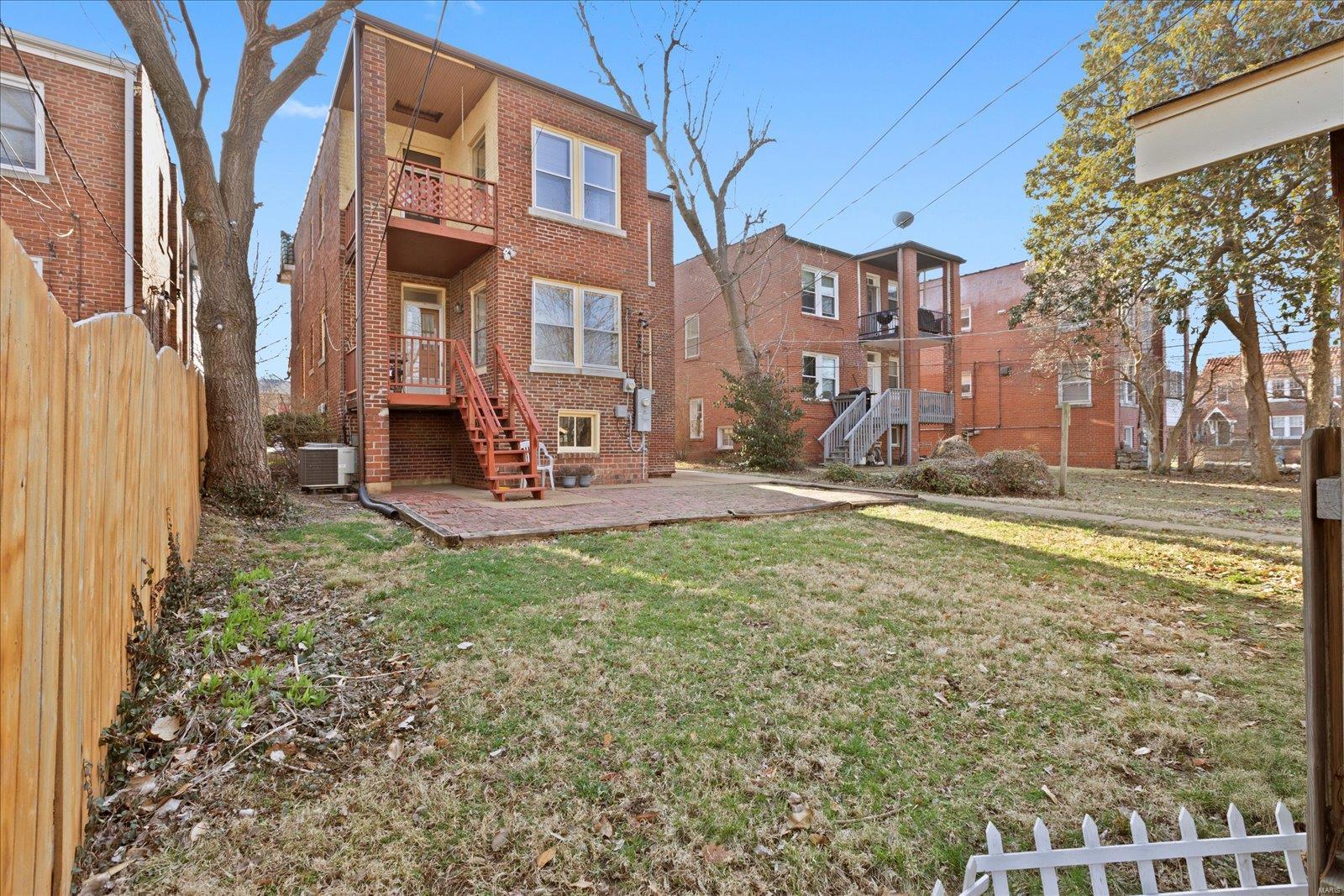 1027 Commodore Drive St. Louis, MO 63117 - Photo 32 of 34