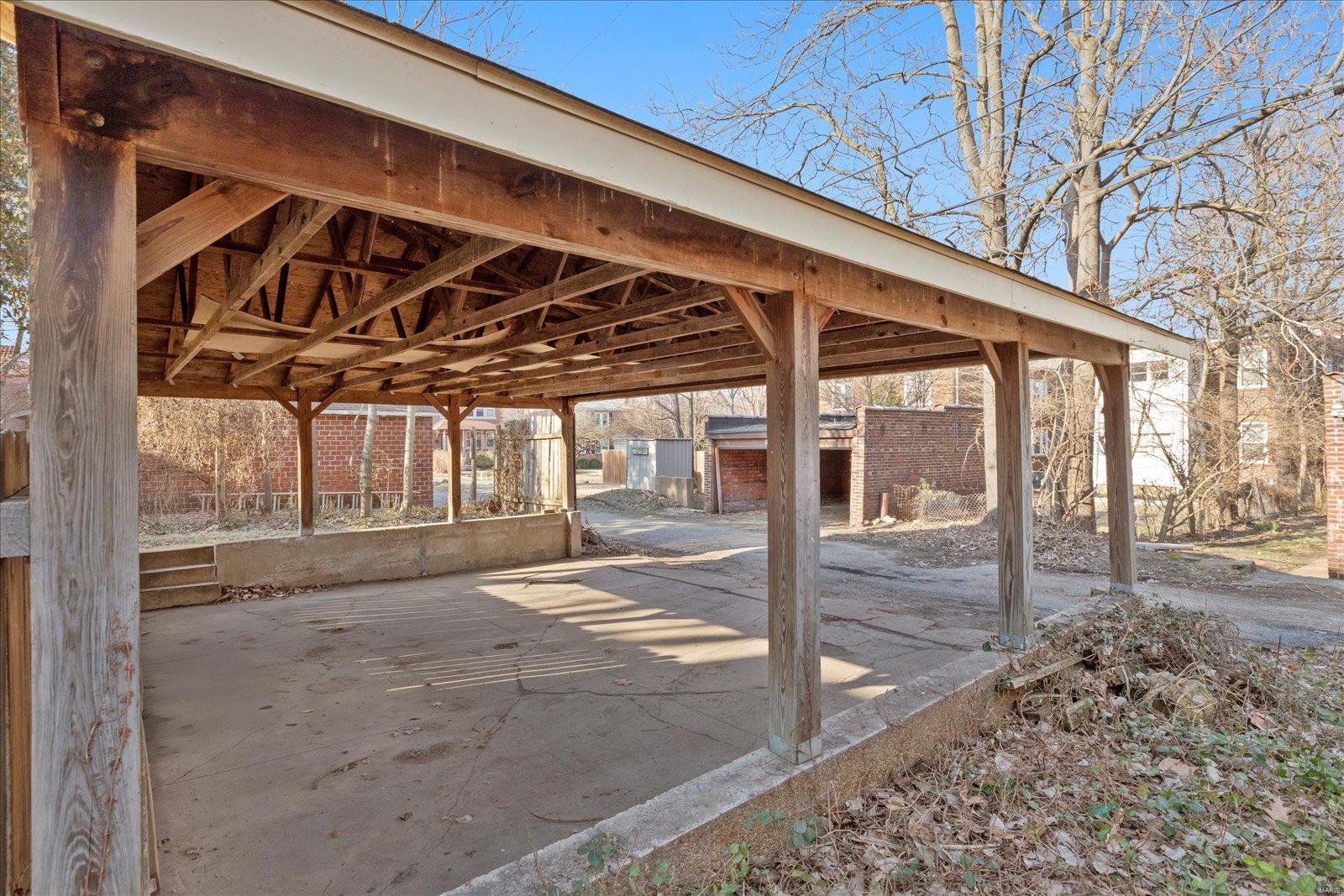 1027 Commodore Drive St. Louis, MO 63117 - Photo 33 of 34