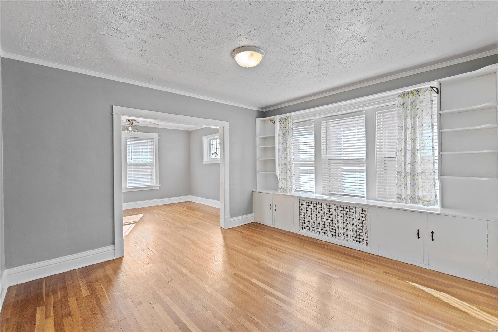 1027 Commodore Drive St. Louis, MO 63117 - Photo 7 of 34