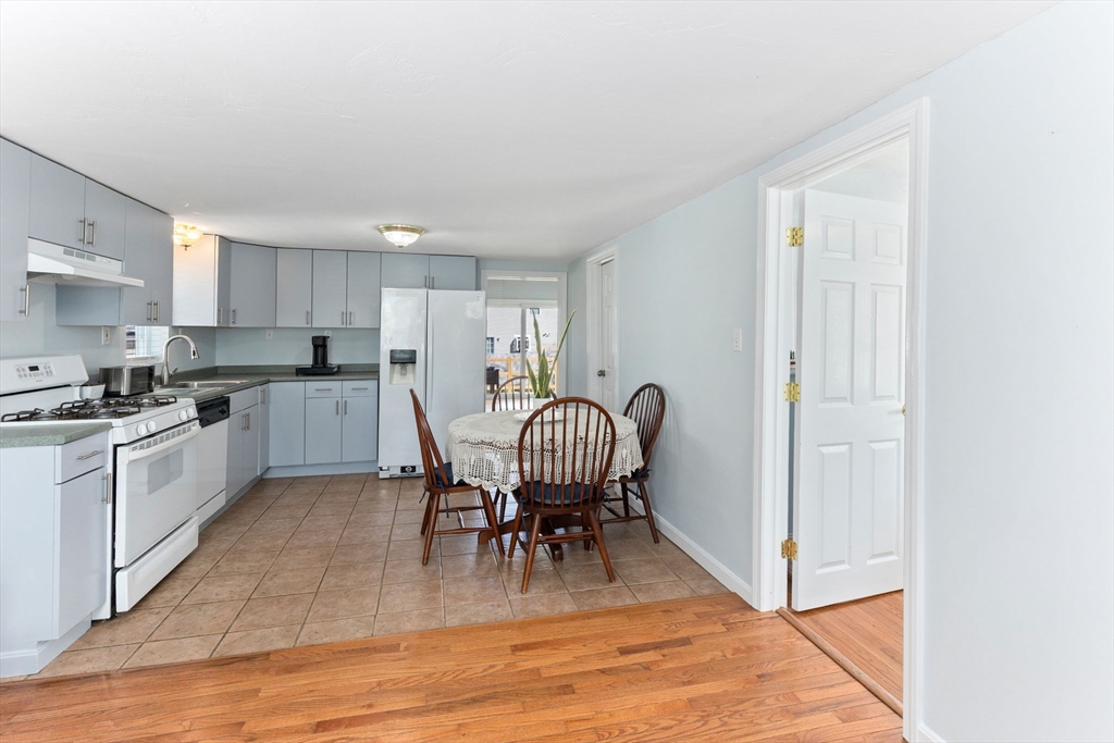 10 Regent Avenue Wareham, MA 02571 - Photo 21 of 39