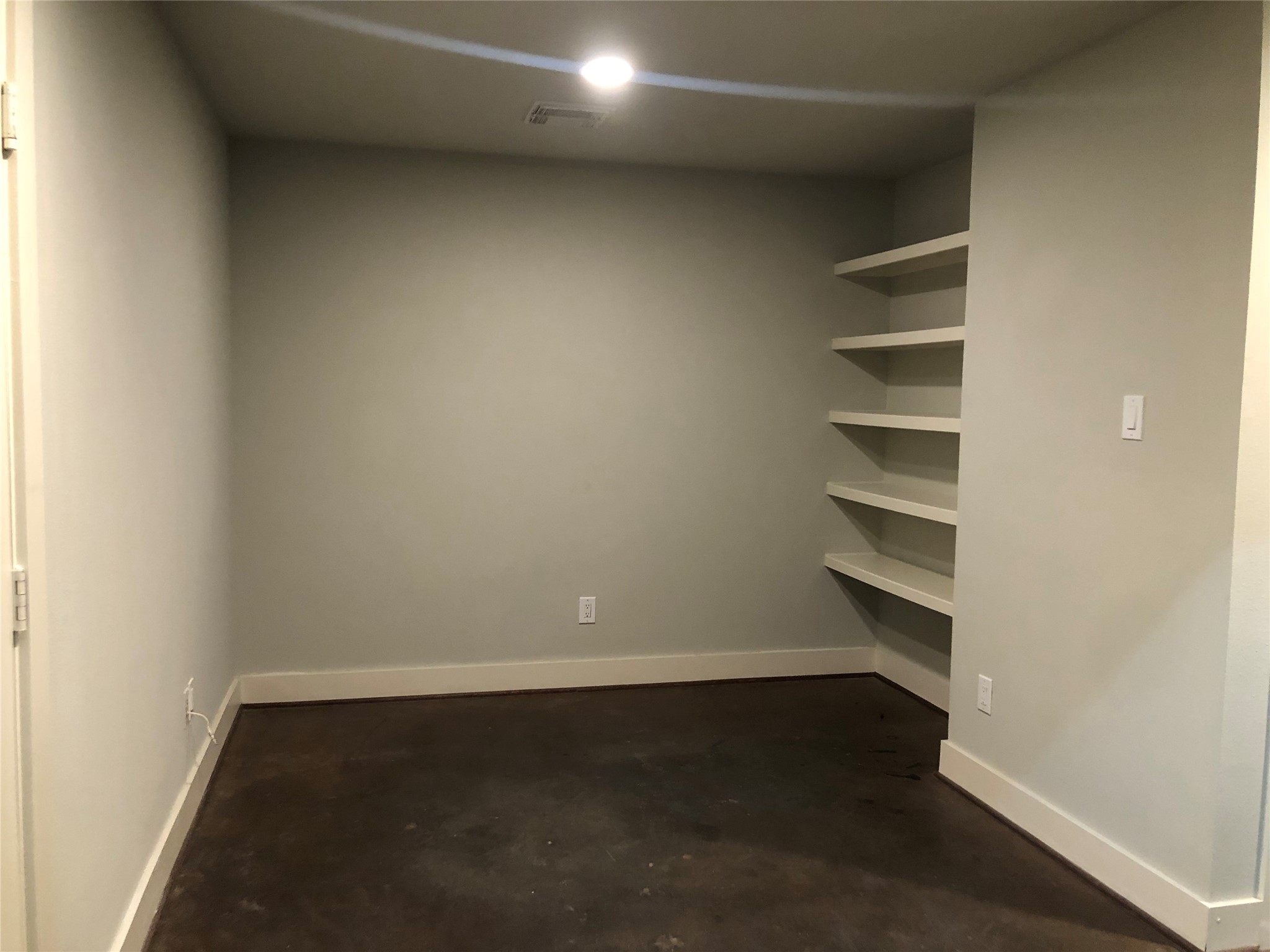 5514 Larkin Street Houston, TX 77007 - Photo 2 of 19
