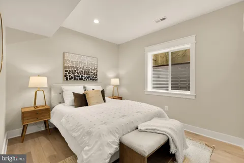 $2,350,000 | 923 17th Street South, Arlington, VA 22202