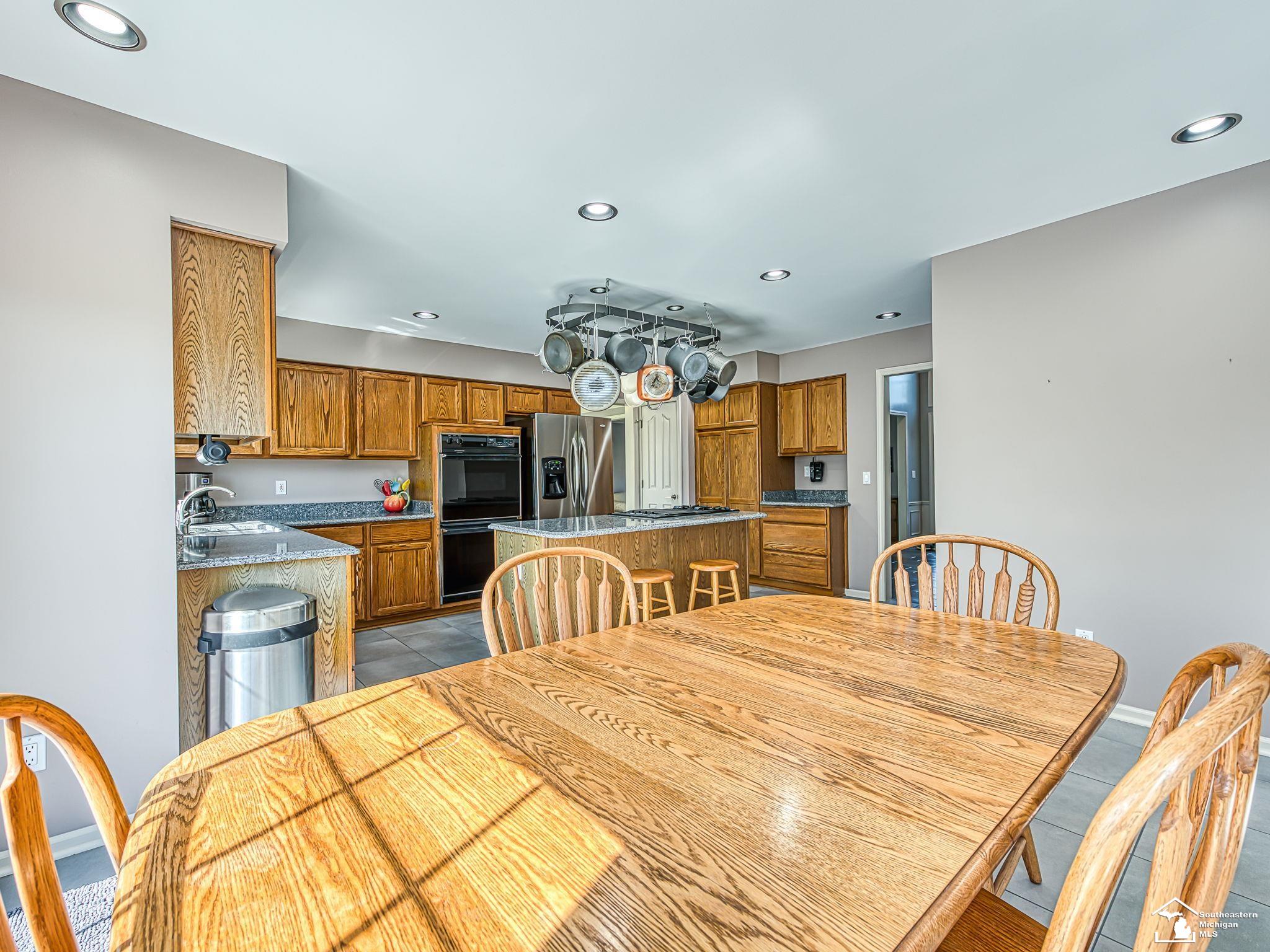 839 Kings Park Road Monroe, MI 48161 - Photo 17 of 62