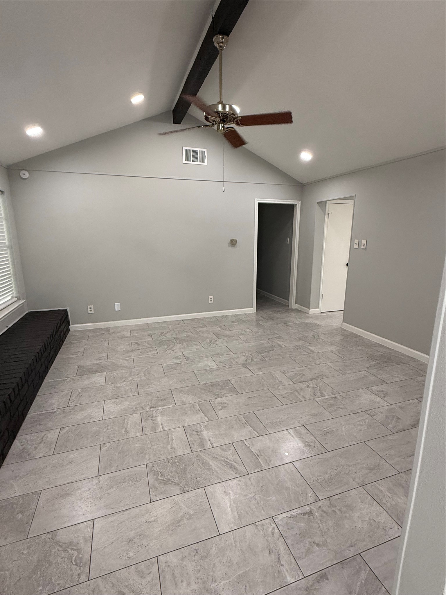 9002 Roos Road Houston, TX 77036 - Photo 11 of 29