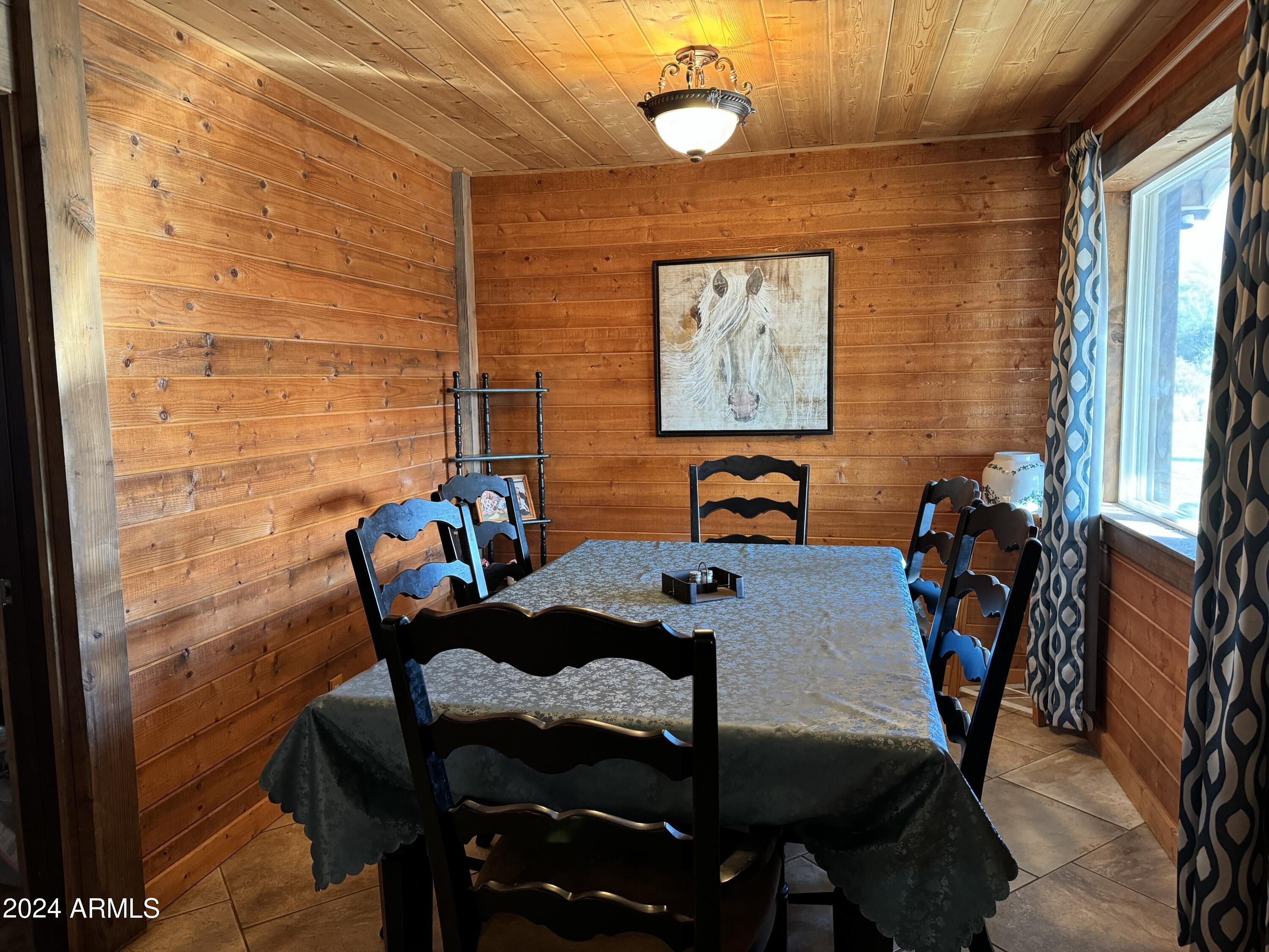 5048 North Gila Road Apache Junction, AZ 85119 - Photo 5 of 12 IMG_1547