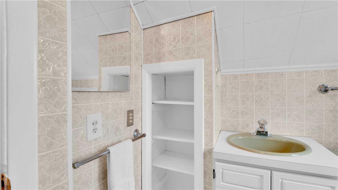 524 West Filbert Street East Rochester, NY 14445 - Photo 31 of 48 Gallery Image 31