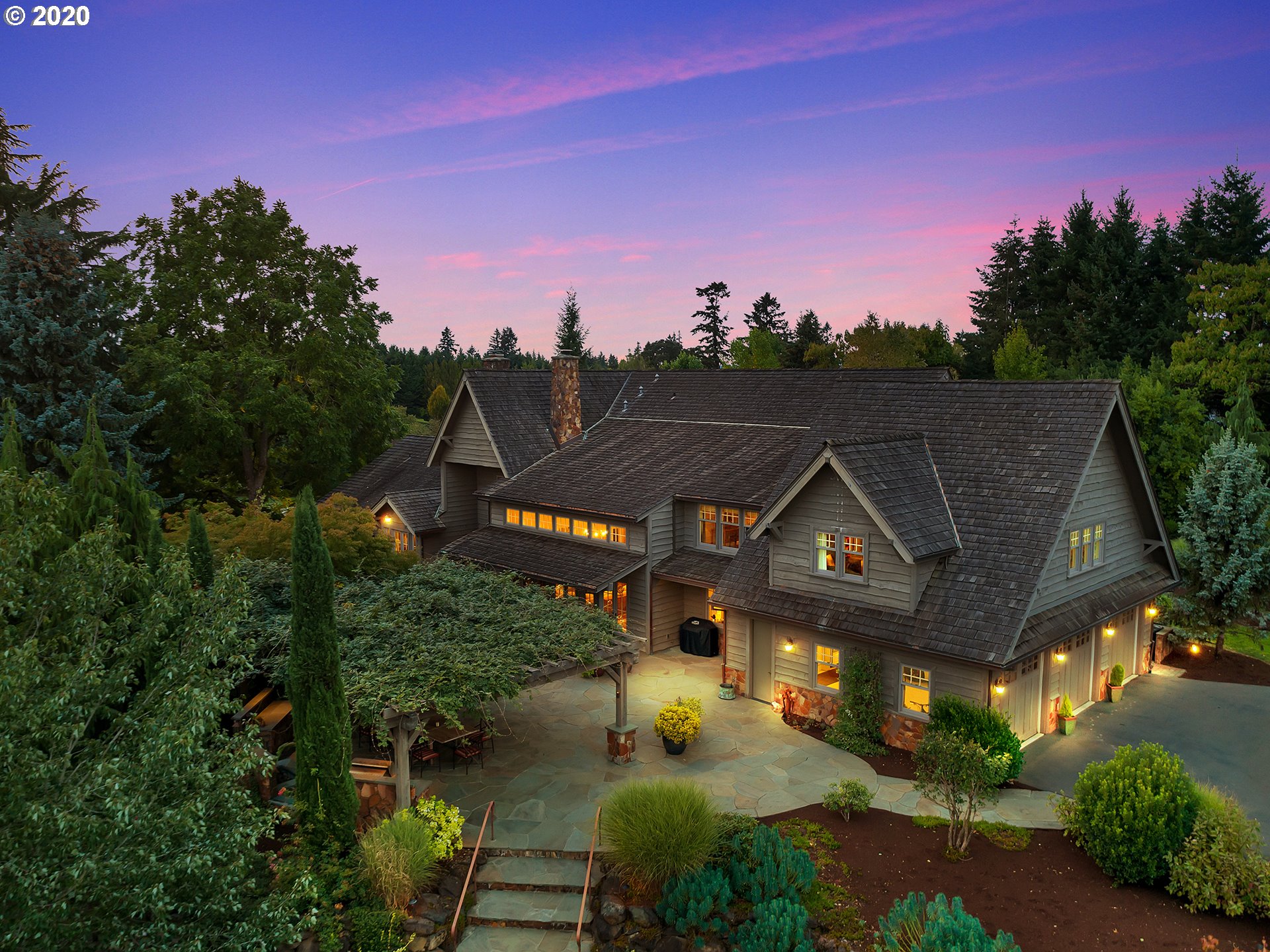6188 Southwest Wilhelm Road Tualatin, OR 97062 - Photo 1 of 32 Gallery Image 1