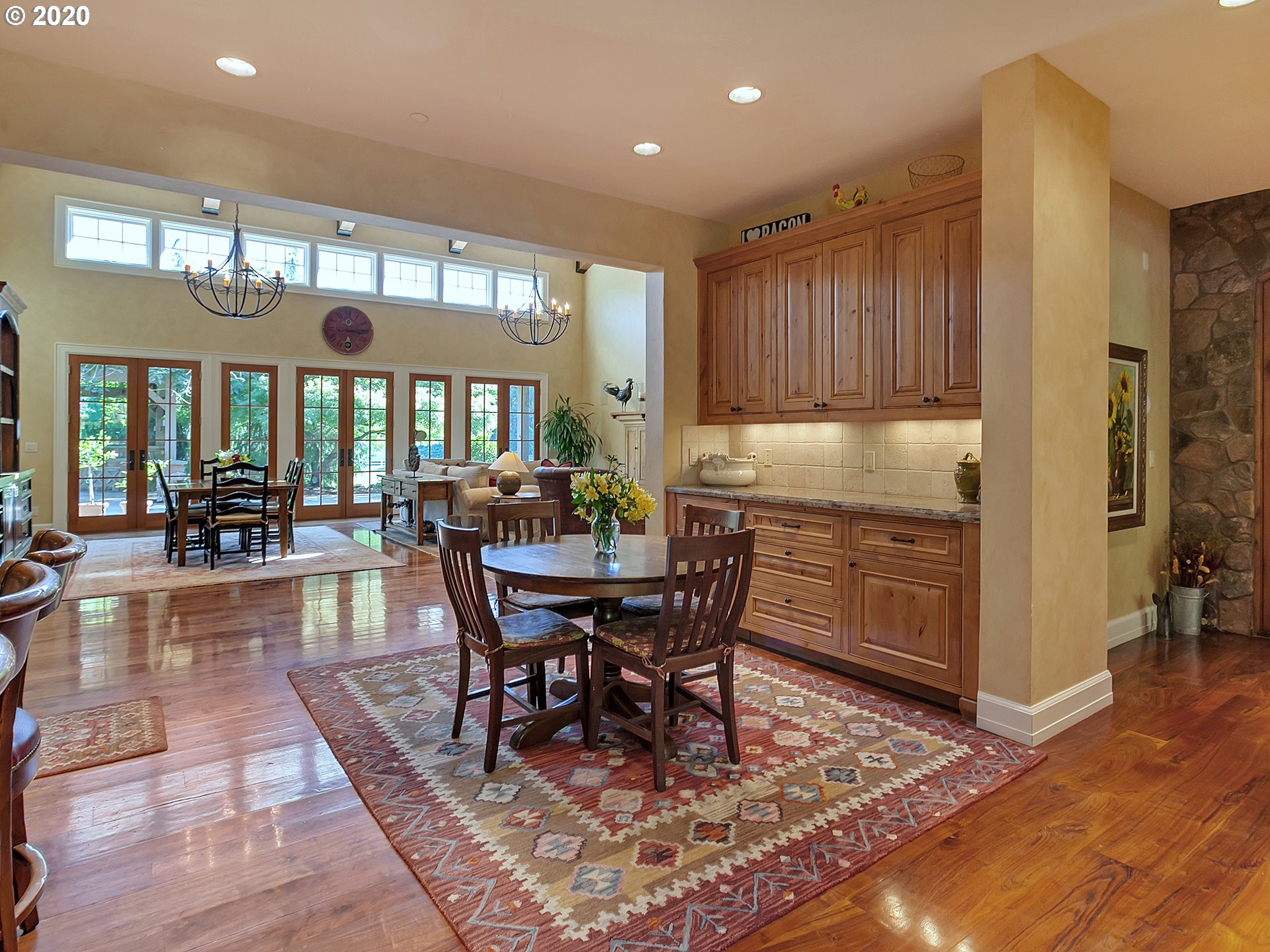 6188 Southwest Wilhelm Road Tualatin, OR 97062 - Photo 8 of 32 Gallery Image 8