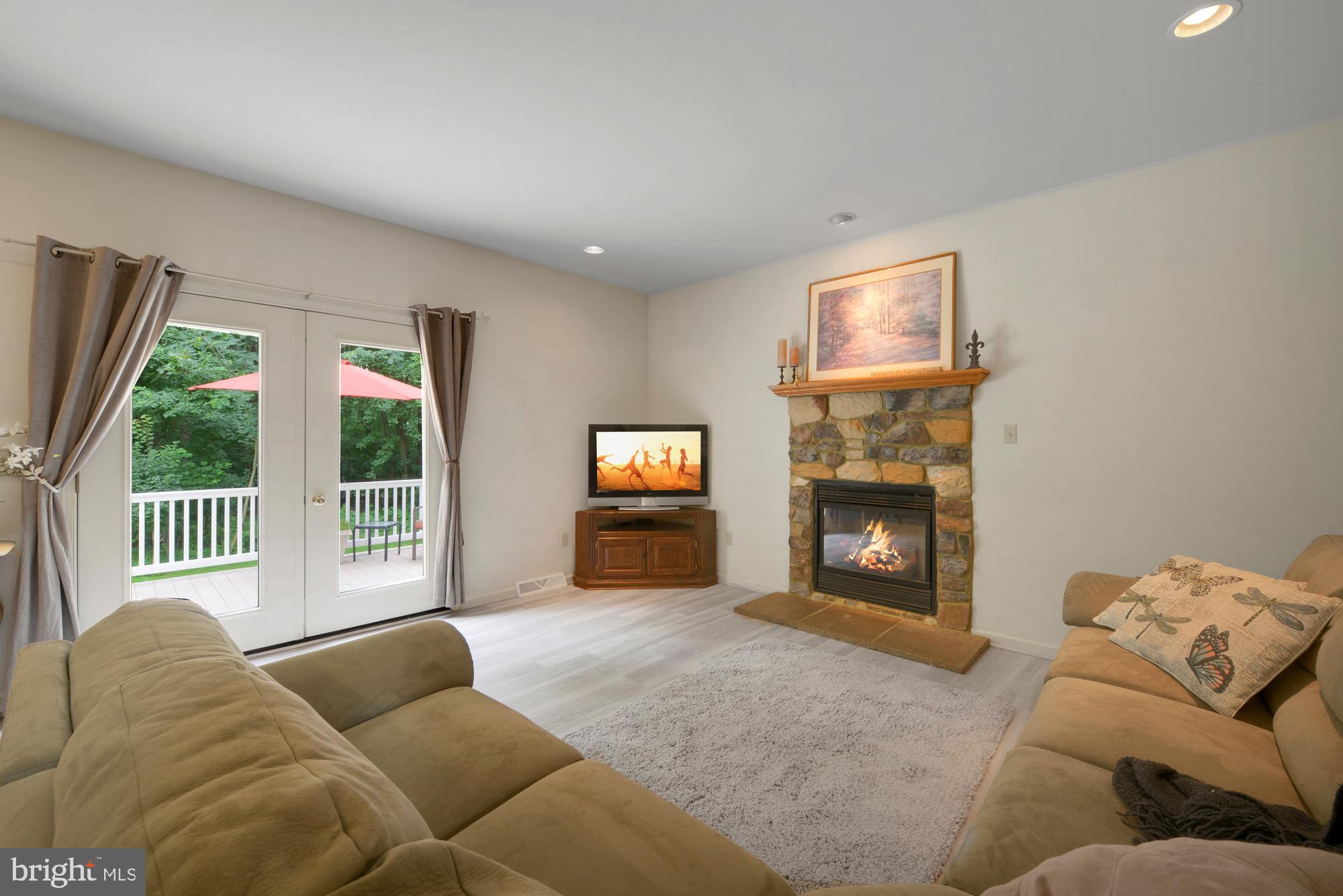 116 Sunset Drive Nottingham, PA 19362 - Photo 14 of 30 Family Room