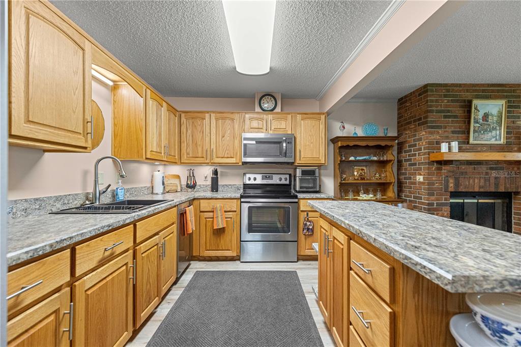 8671 Southwest 97th Street, Unit G Ocala, FL 34481 - Photo 15 of 51