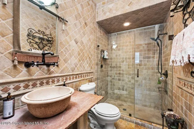 $2,199,999 | 35 Jeffrey Place | Tottenville