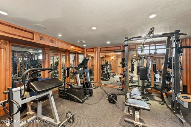 $2,050,000 | 35 Jeffrey Place | Tottenville