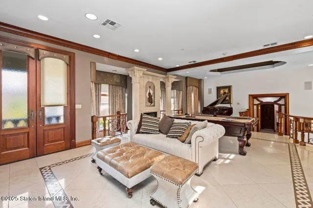 $2,199,999 | 35 Jeffrey Place | Tottenville