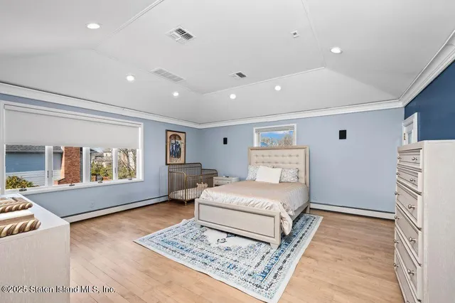 $2,199,999 | 35 Jeffrey Place | Tottenville