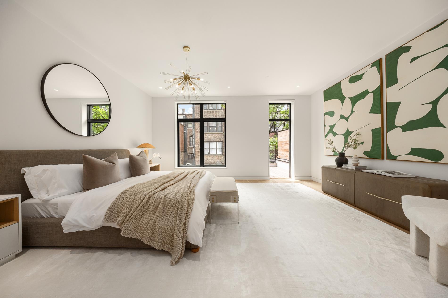 250 West 73rd Street Manhattan, NY 10023 - Photo 11 of 25