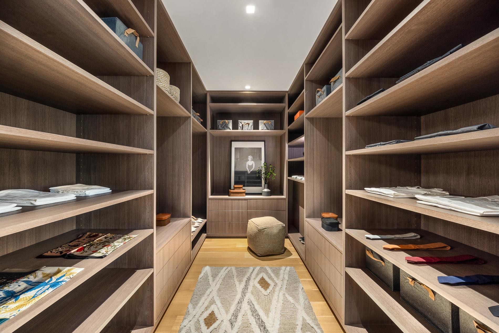 250 West 73rd Street Manhattan, NY 10023 - Photo 13 of 25