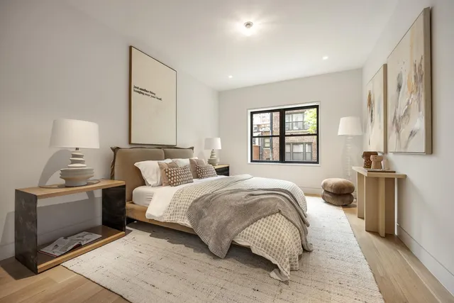 $15,995,000 | 250 West 73rd Street | Upper West Side