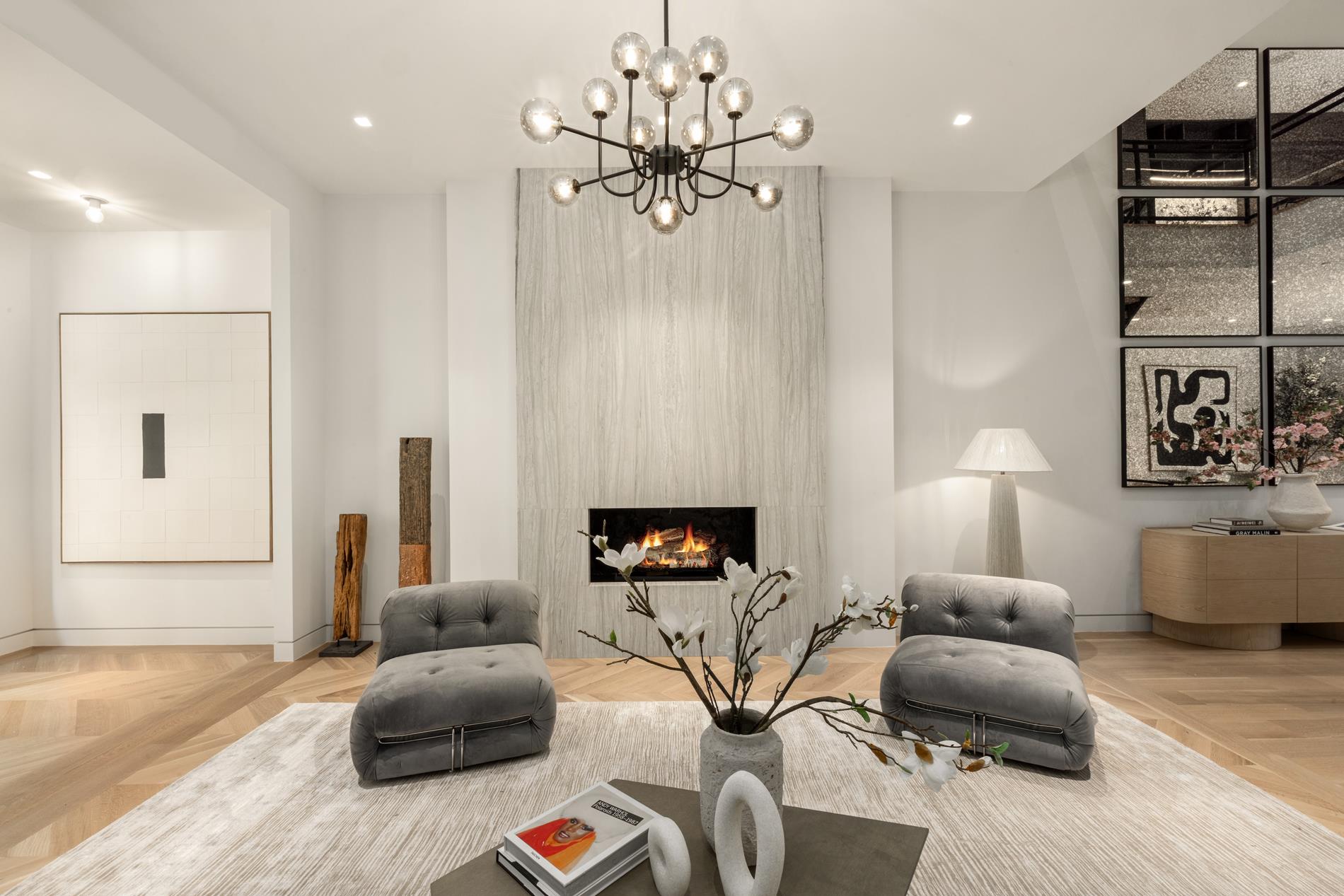 250 West 73rd Street Manhattan, NY 10023 - Photo 4 of 25