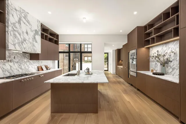 $15,995,000 | 250 West 73rd Street | Upper West Side