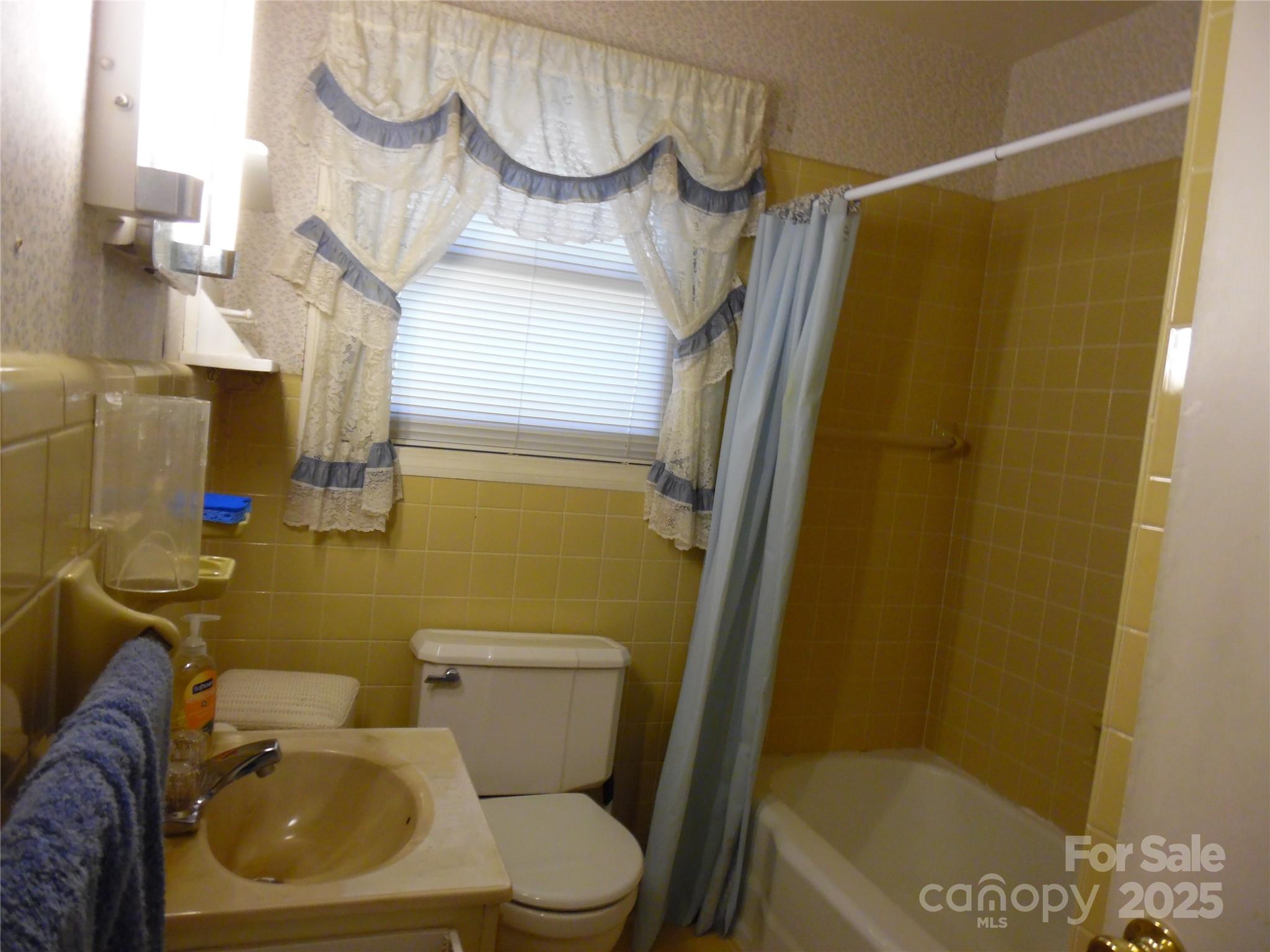 3120 6th Avenue Southwest Hickory, NC 28602 - Photo 17 of 22