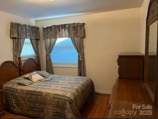 $198,500 | 3120 6th Avenue Southwest, Hickory, NC 28602