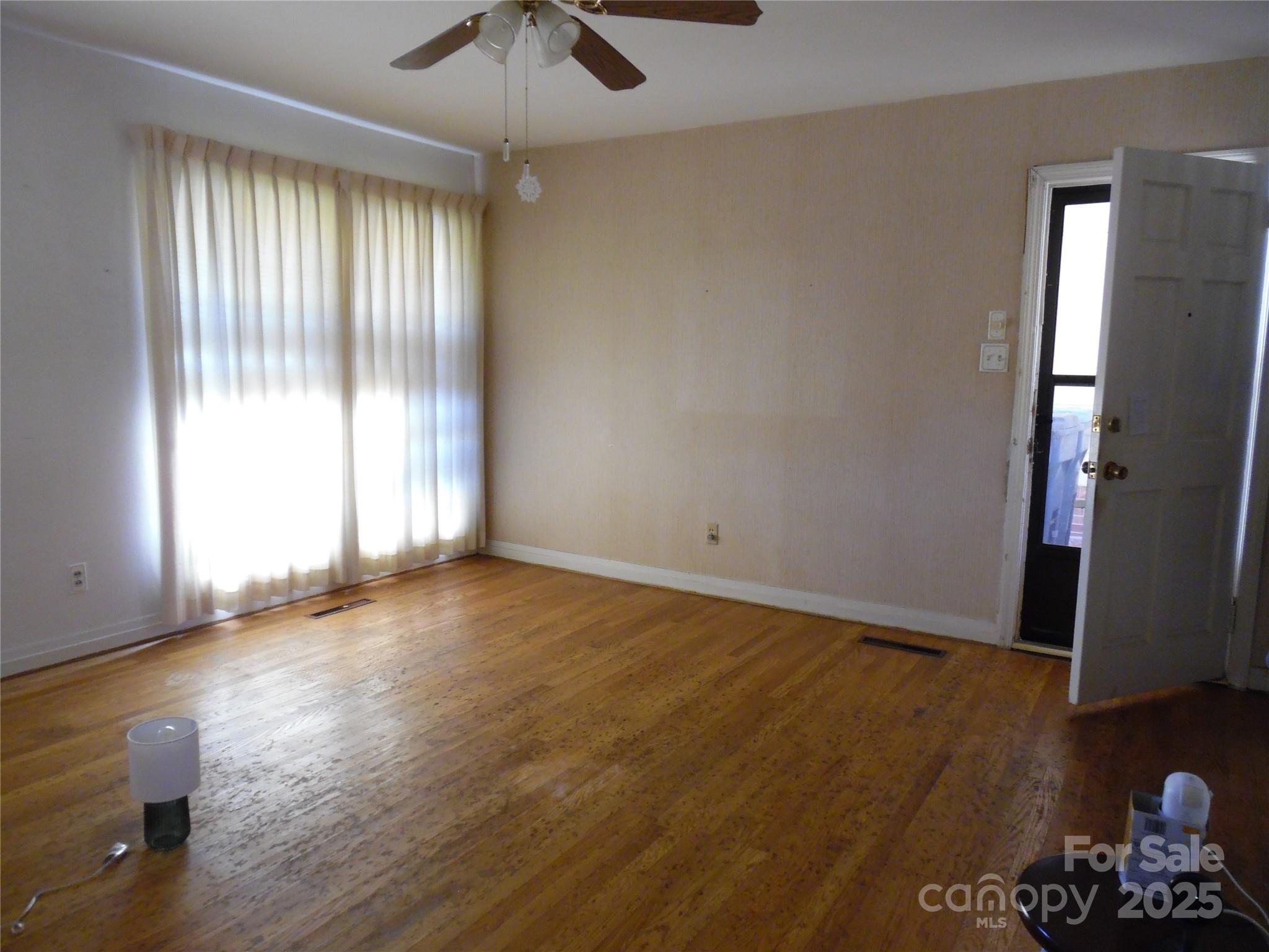 3120 6th Avenue Southwest Hickory, NC 28602 - Photo 8 of 22