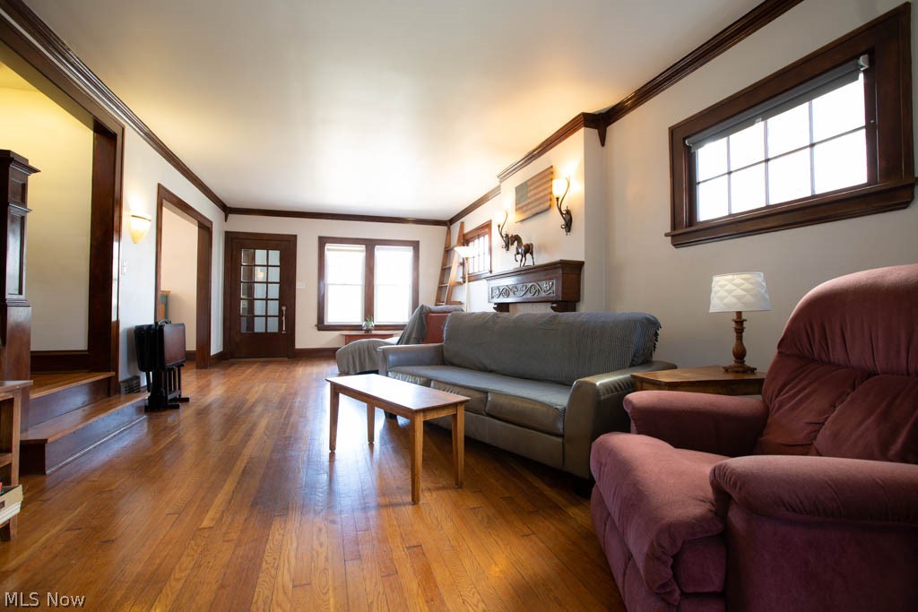 1063 Pembrook Road Cleveland Heights, OH 44121 - Photo 7 of 35