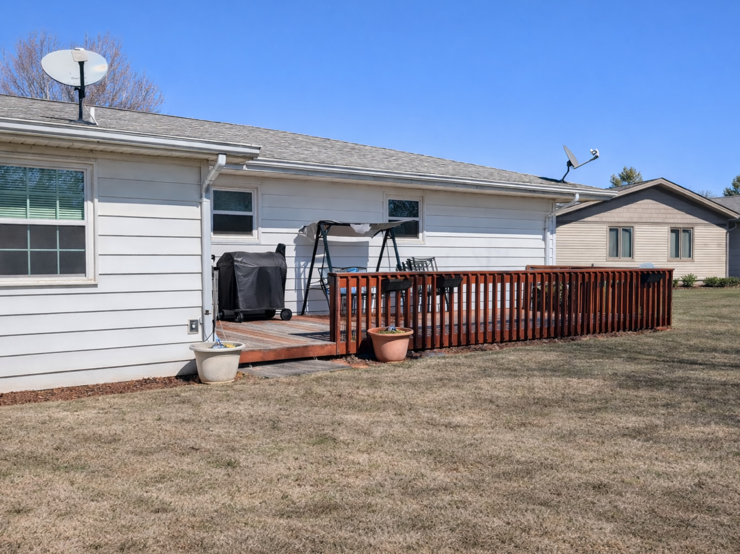 4 James Court Minier, IL 61759 - Photo 15 of 16 a view of a house with a balcony