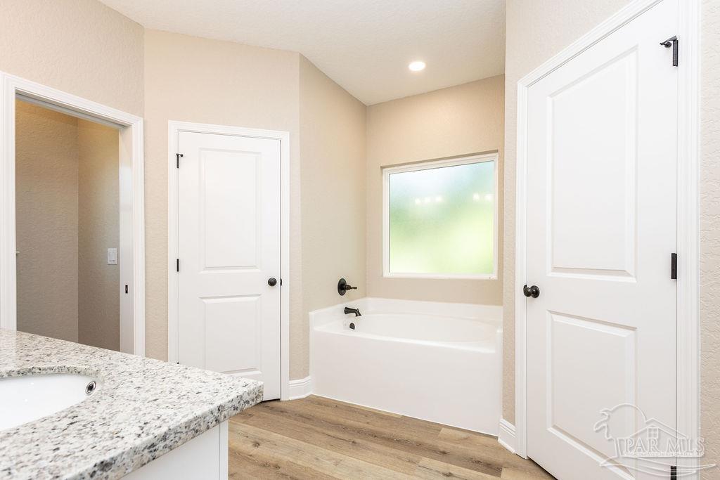 5300 Marks Place Milton, FL 32570 - Photo 12 of 26