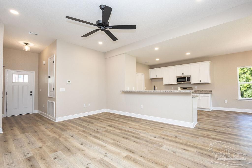 5300 Marks Place Milton, FL 32570 - Photo 8 of 26