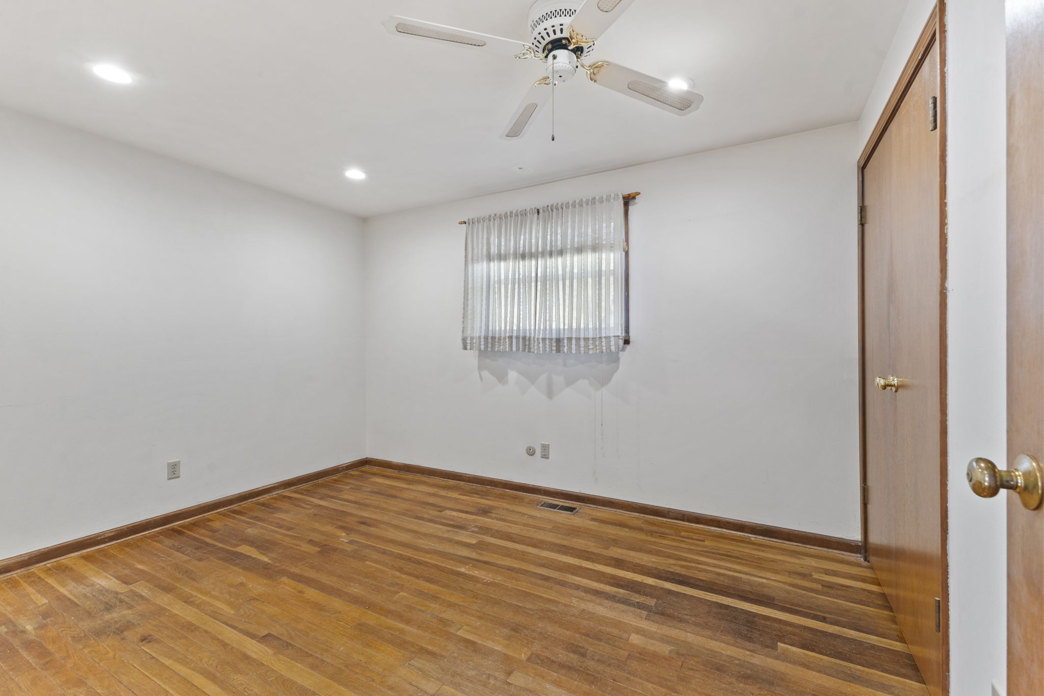 8340 Compton Street Indianapolis, IN 46240 - Photo 13 of 38