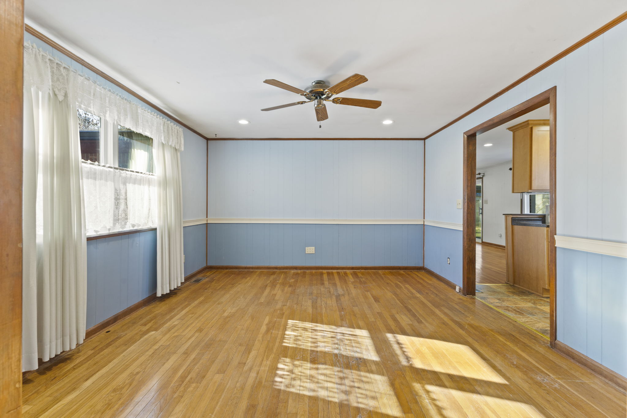 8340 Compton Street Indianapolis, IN 46240 - Photo 5 of 38