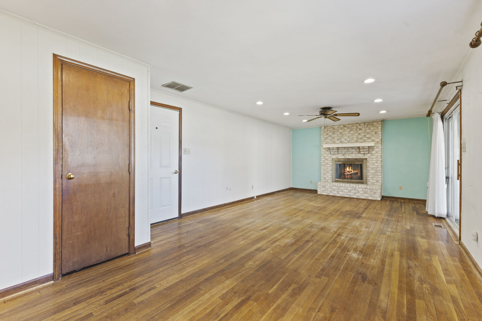 8340 Compton Street Indianapolis, IN 46240 - Photo 10 of 38