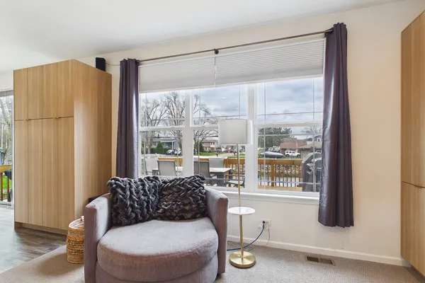 $594,400 | 606 McHenry Avenue, McHenry, IL 60050