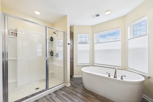 $594,400 | 606 McHenry Avenue, McHenry, IL 60050