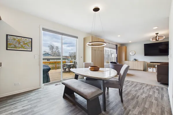 $594,400 | 606 McHenry Avenue, McHenry, IL 60050