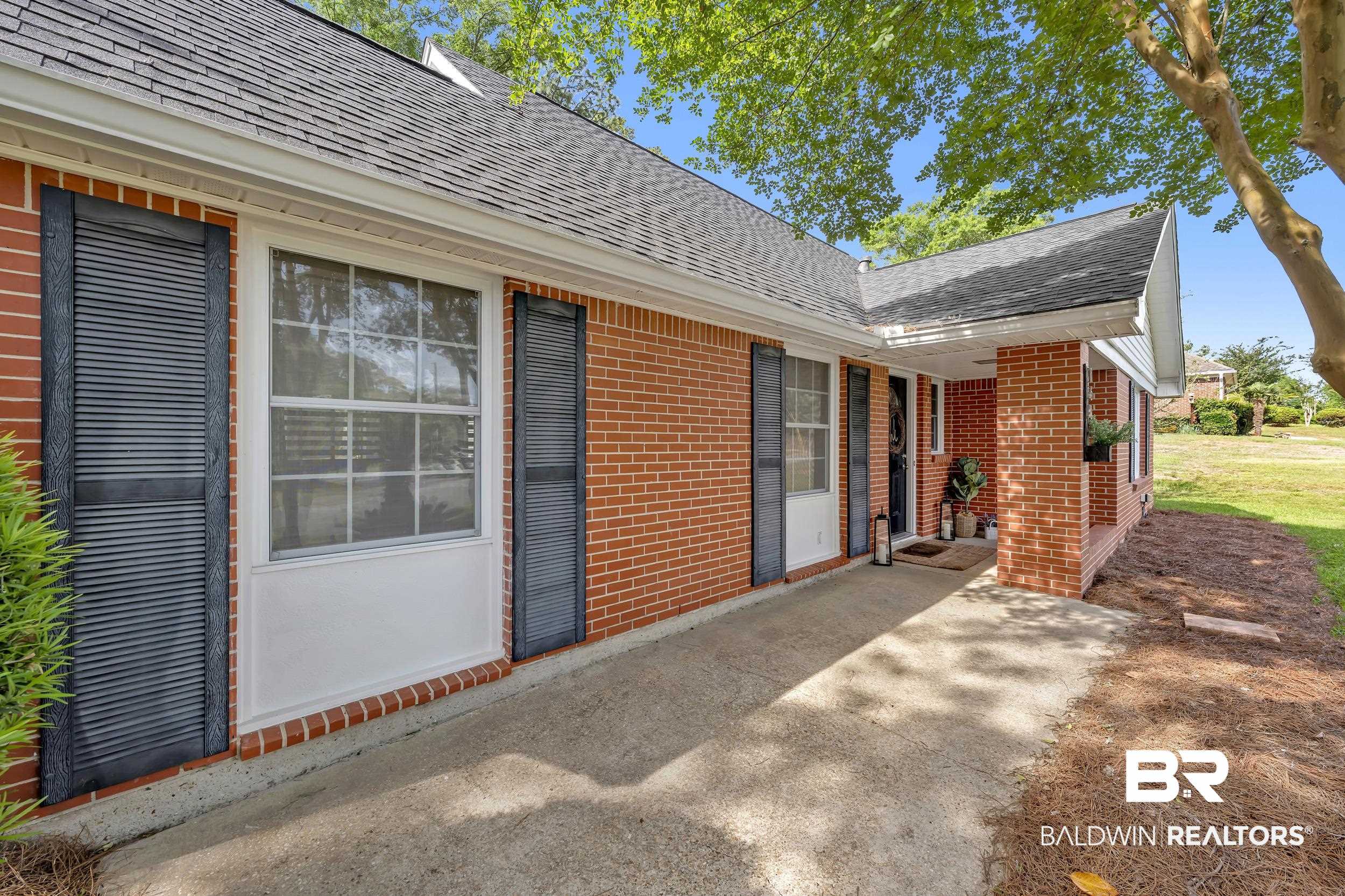 160 Country Club Drive Daphne, AL 36526 - Photo 16 of 74