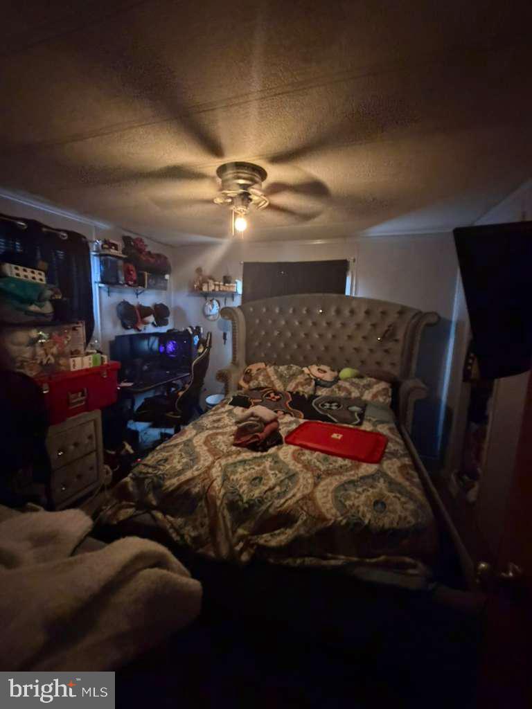 1108 Broadway Avenue Reading, PA 19606 - Photo 7 of 9