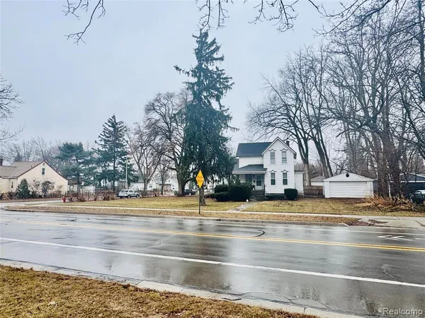 $535,000 | 1418 East Lincoln Avenue, Royal Oak, MI 48067
