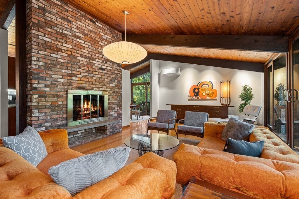 213 Indian Hill Road Carlisle, MA 01741 - Photo 14 of 37