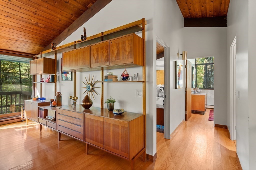 213 Indian Hill Road Carlisle, MA 01741 - Photo 15 of 37