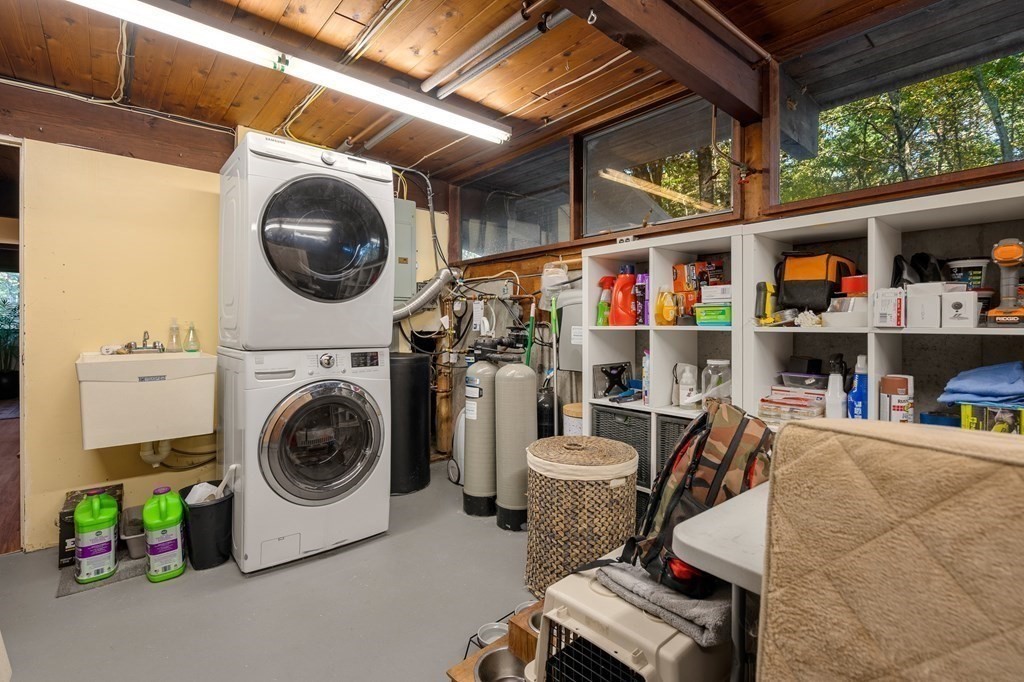 213 Indian Hill Road Carlisle, MA 01741 - Photo 31 of 37