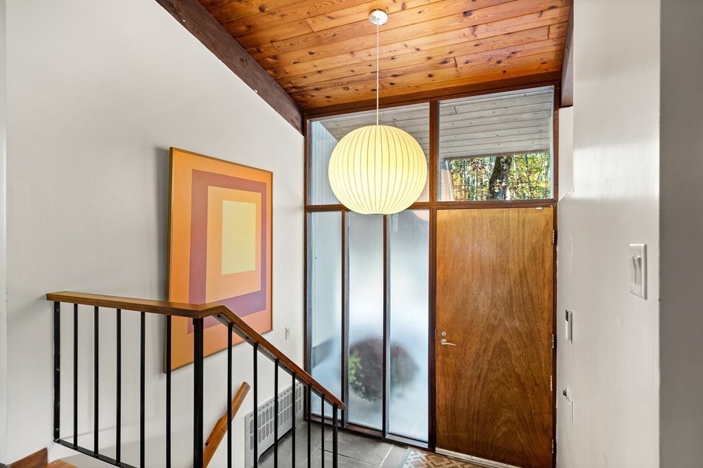 213 Indian Hill Road Carlisle, MA 01741 - Photo 4 of 37