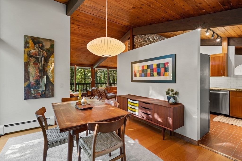 213 Indian Hill Road Carlisle, MA 01741 - Photo 10 of 37