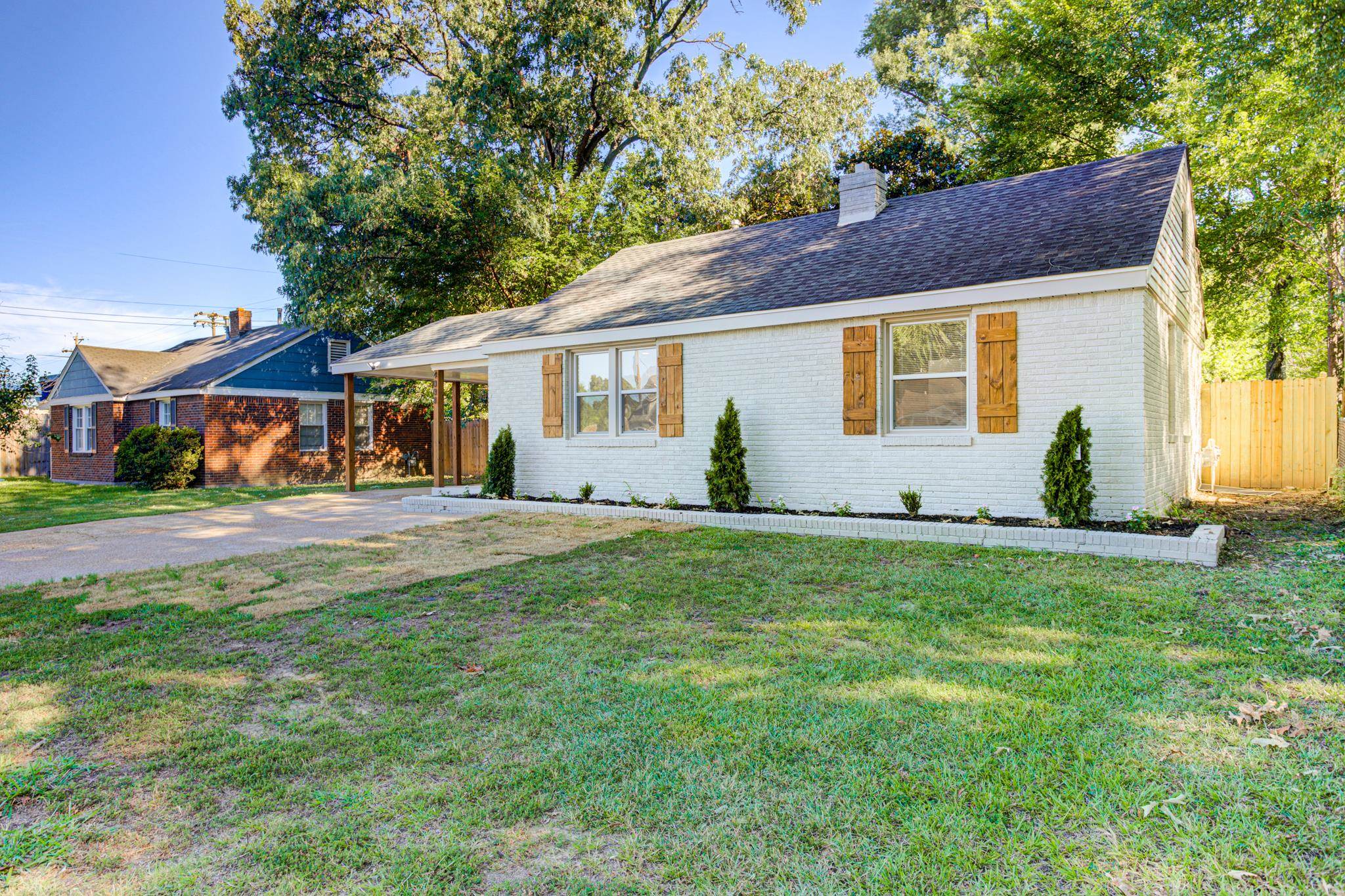 4008 Forrest Drive Memphis, TN 38122 - Photo 4 of 21 a view of house with a yard