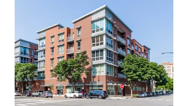 $2,800 | 2035 South Indiana Avenue, Unit 401, Chicago, IL 60616