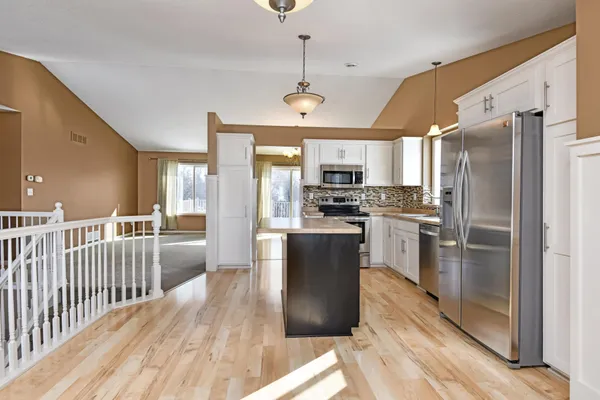$415,000 | 420 21st Avenue North, Sartell, MN 56377
